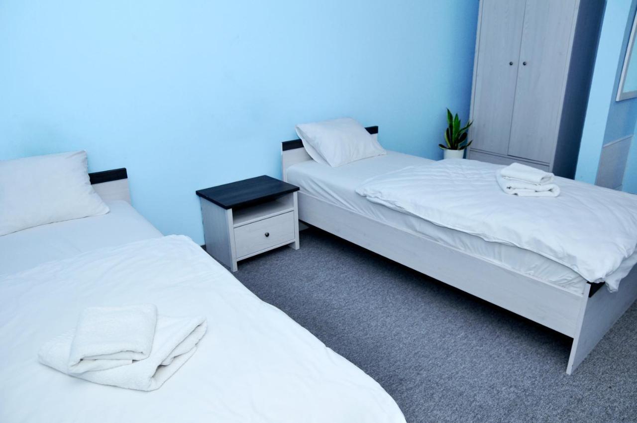Pokoje, Apartamenty, Restauracja Marcus Oborniki Luaran gambar